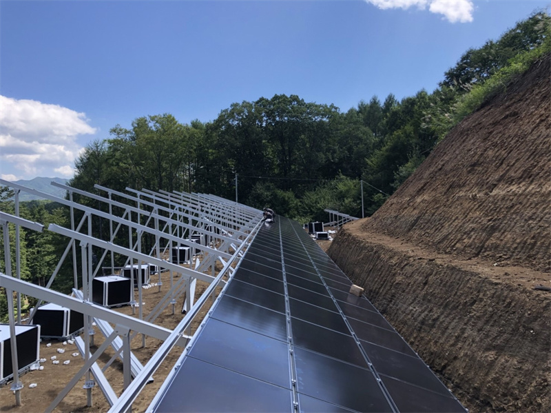 Himzen Higher Solar Ground mountig system බිම් ඉස්කුරුප්පු ඇණ සහ ඇලුමිනියම් (3)