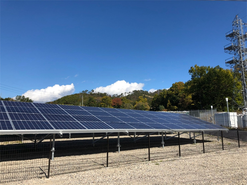 Himzen Solar Ground სამონტაჟო სისტემა გრუნტის ხრახნიანი და ალუმინის (1)